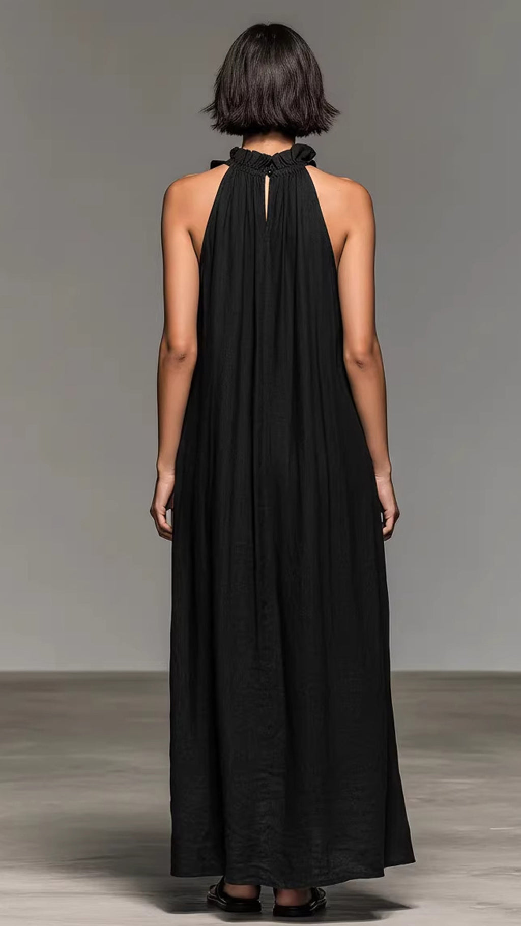 Women’s Halter-Neck Ruffled Sleeveless Maxi Dress