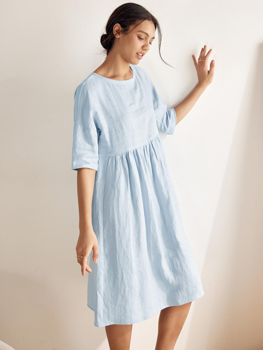 Women’s Cotton-Linen Casual Short-Sleeve Dress Loose Fit, Round Neck, Pockets, and Pleated Details
