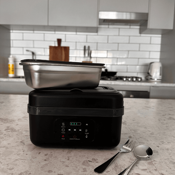 Roam Essentials™ Premium Heated Lunchbox Kit