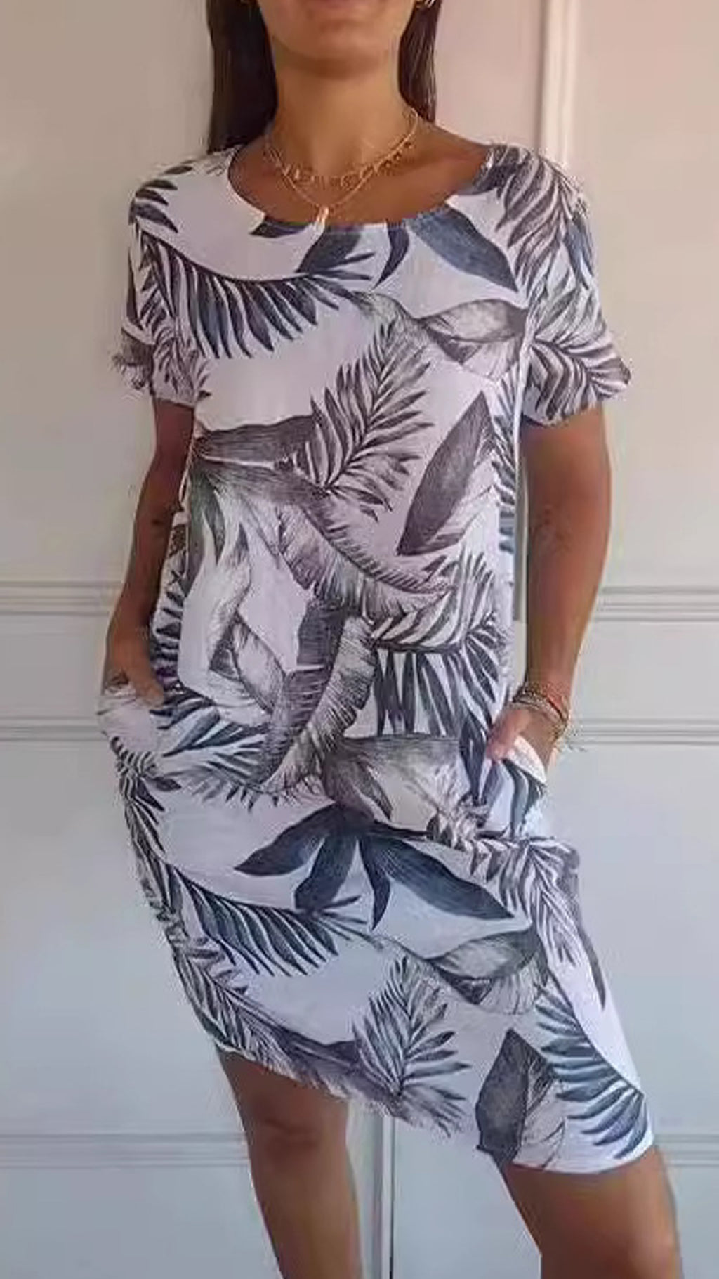 Women’s Botanical Print Crew Neck Loose Short Sleeve Dress