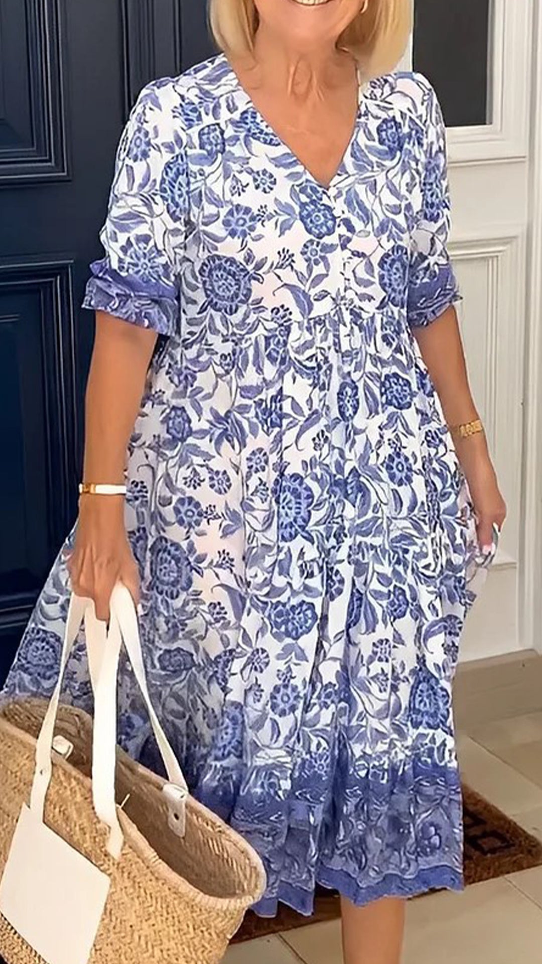 Women’s Blue and White Porcelain Print V-Neck Loose Ruffled Midi Dress