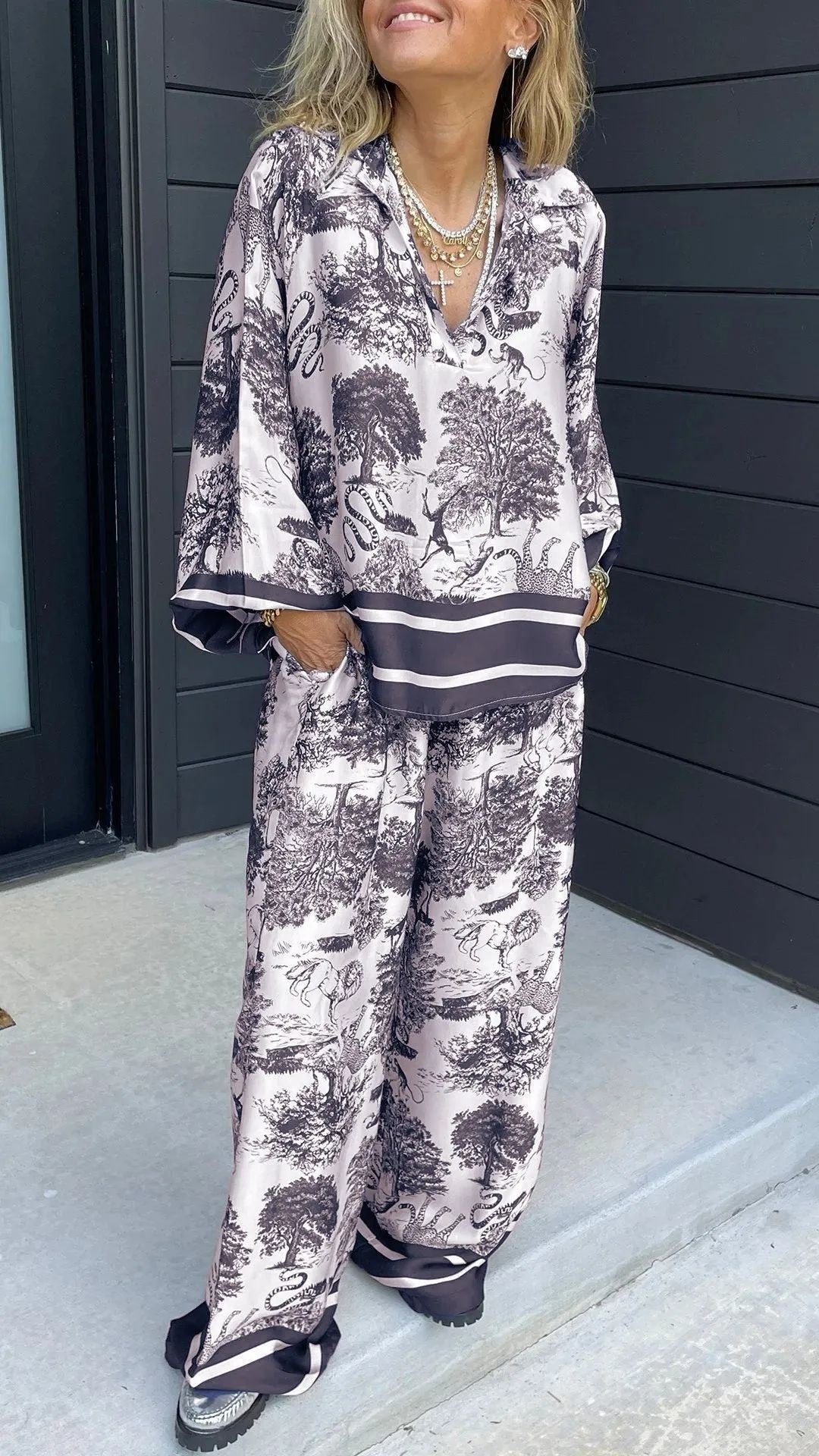 Women’s Casual V-Neck Printed Long-Sleeve Two-Piece Set with Pockets